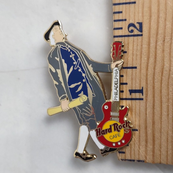 Hard Rock Cafe "Philadelphia" Guitar Pin Features Ben Franklin - Picture 4 of 4